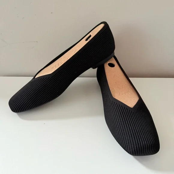 Vivaia Womens Margot 2.0 Square Toe V-Cut Flats Black Knit Size US 11 EU 43 - Picture 2 of 11